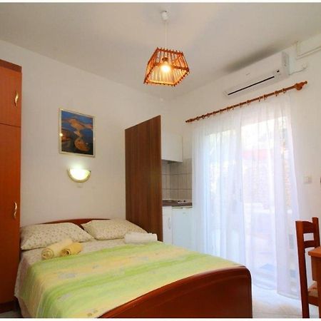Apartments And Rooms Mirja-Parking Primošten Εξωτερικό φωτογραφία