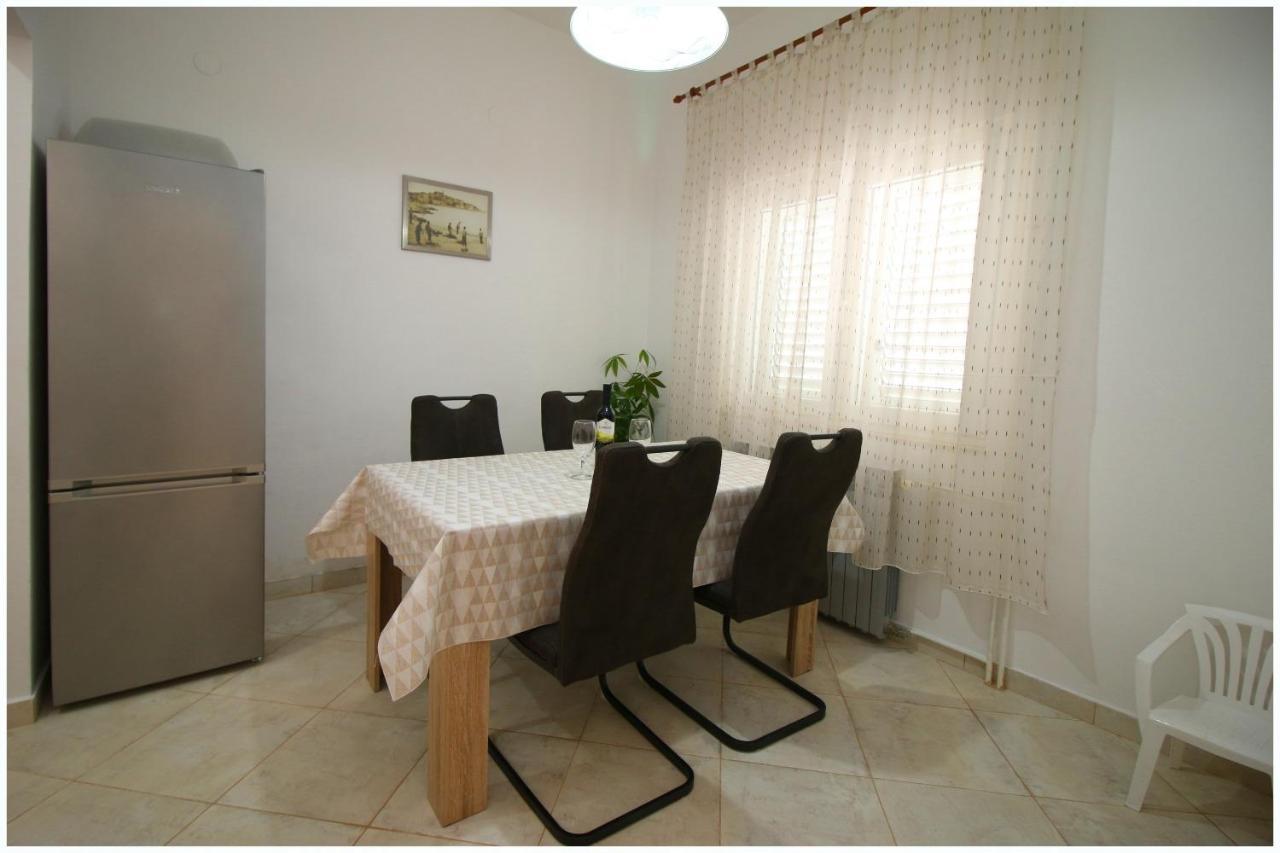 Apartments And Rooms Mirja-Parking Primošten Εξωτερικό φωτογραφία
